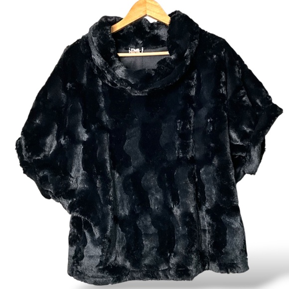 PATRY COLLEZIONI Faux Fur Cowl Neck Short Dolman Sleeve Top Italy 46 US Sz L - Picture 1 of 9